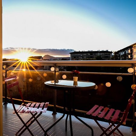 Woody 100M Du Lac Balcon Annecy Bagian luar foto