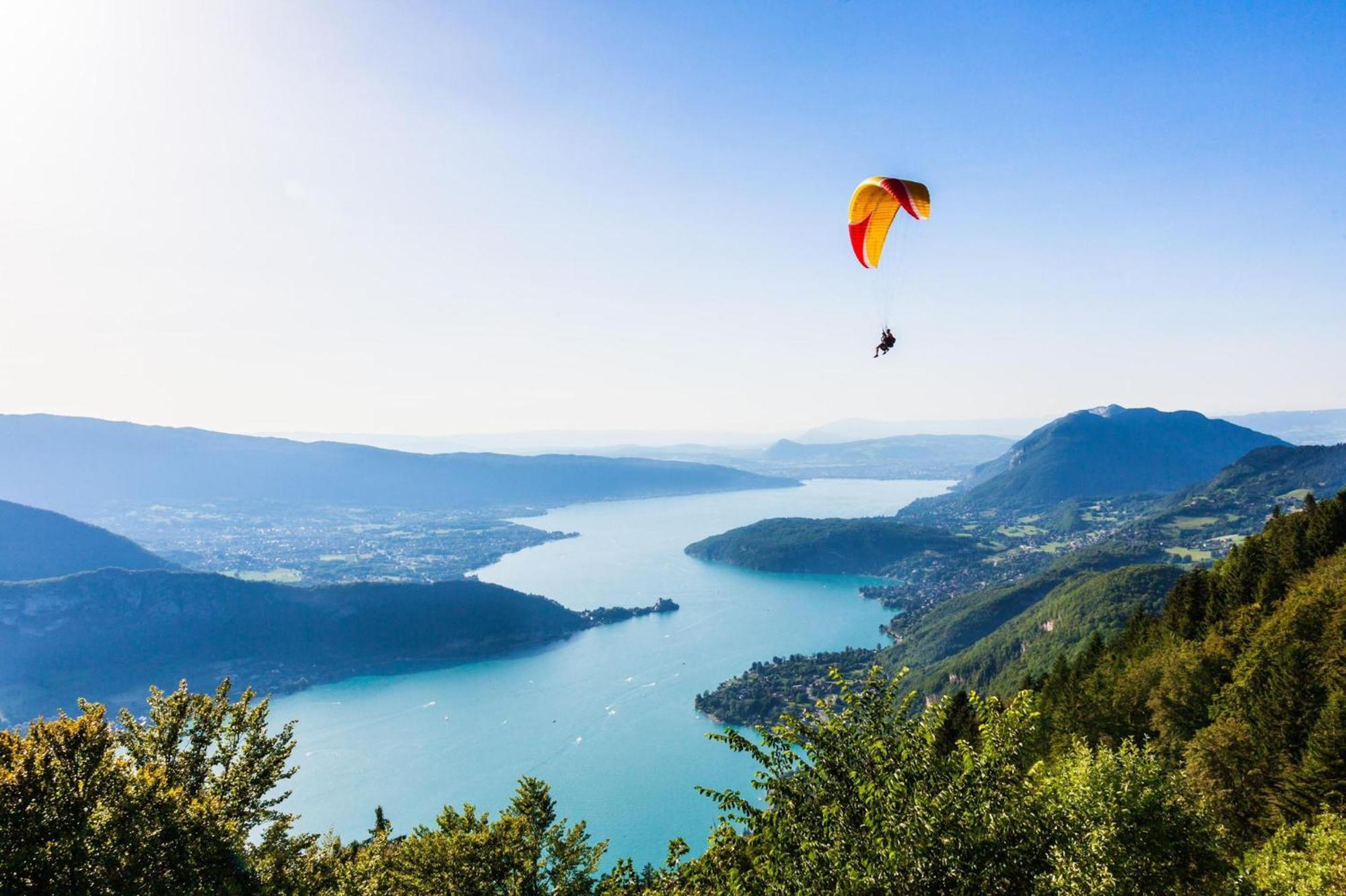 Woody 100M Du Lac Balcon Annecy Bagian luar foto
