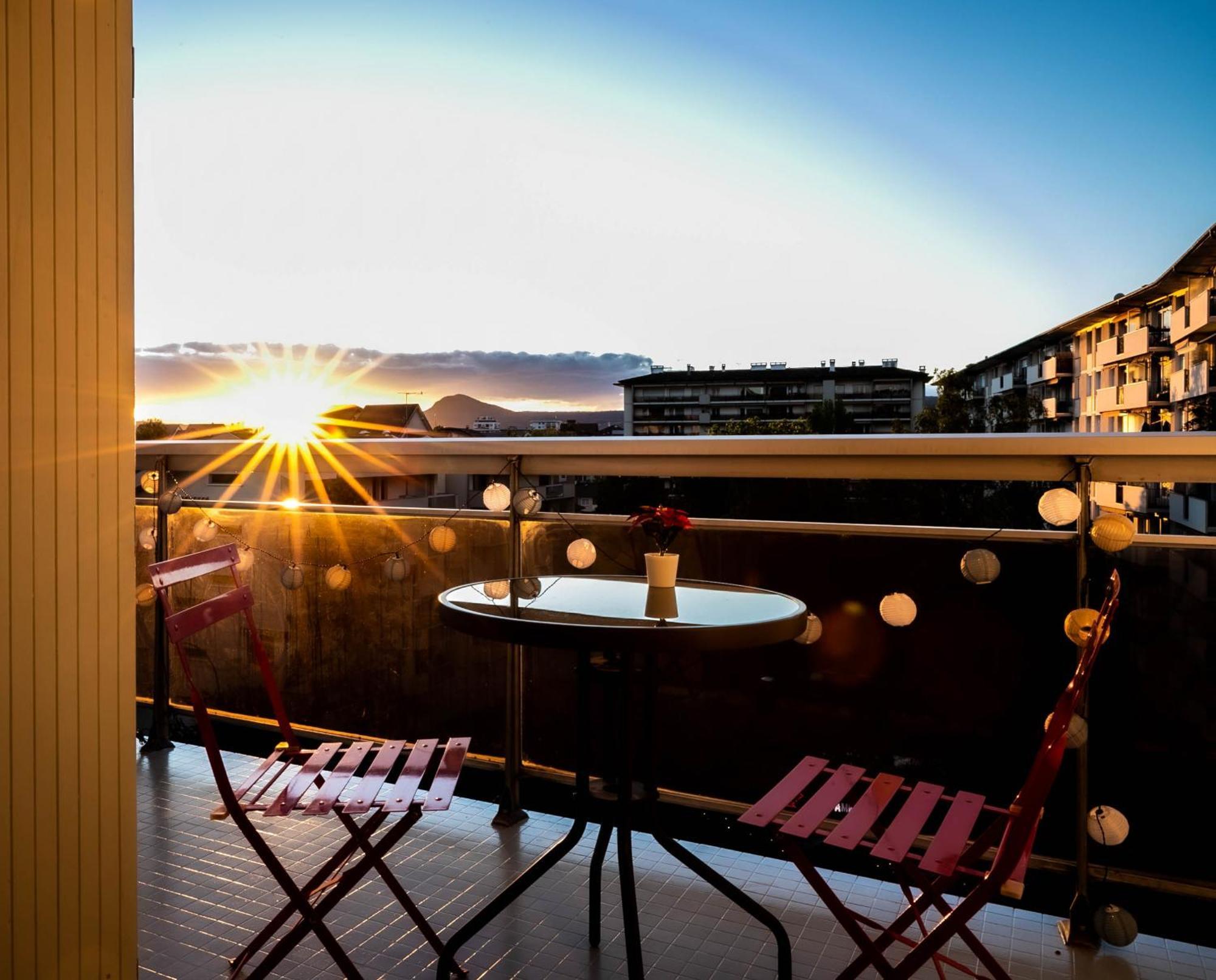 Woody 100M Du Lac Balcon Annecy Bagian luar foto